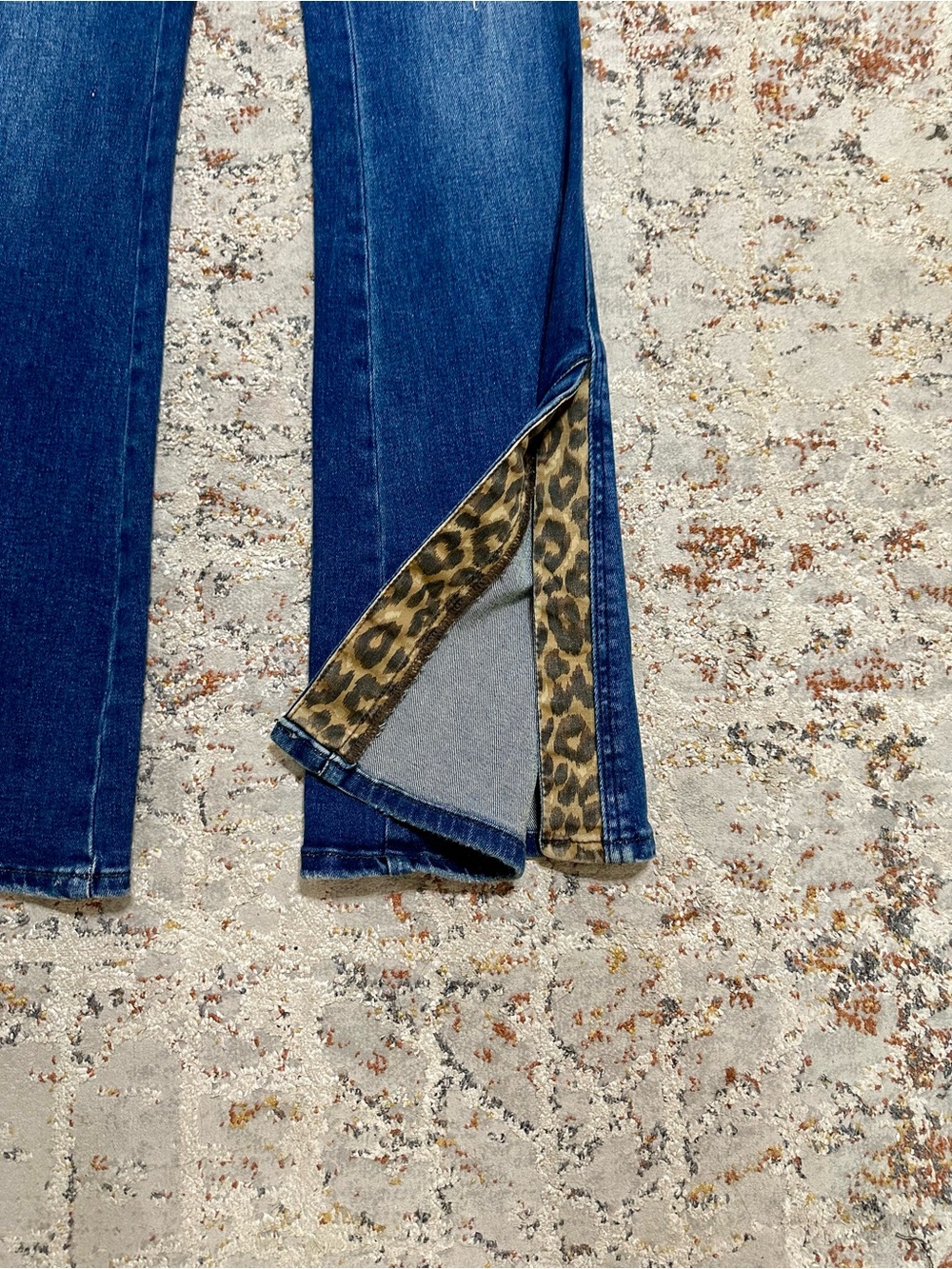 Vervet Flare Jeans Leopard Slit Size 26 - Picture 5 of 13
